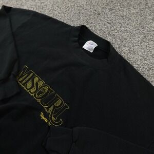VTG Missouri‎ Tigers Sweatshirt Mens M Black Tee Jays NCAA Football Crewneck 90s